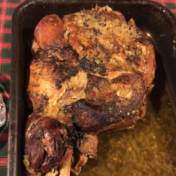 Slow-Cooked Pulled Pork Shoulder