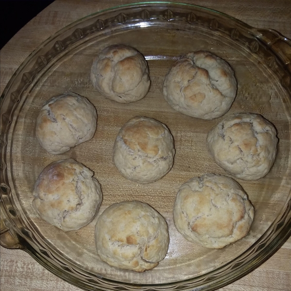 Cinnamon Sour Cream Biscuits