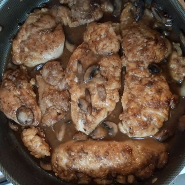Chicken Marsala Over White Rice
