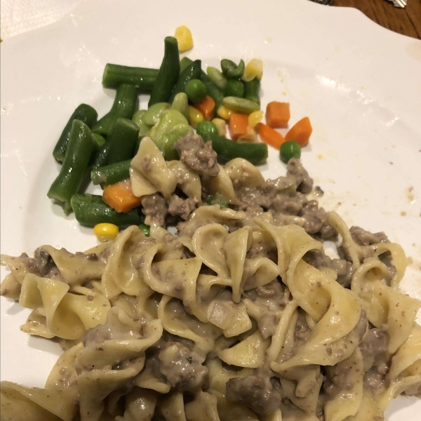 Simple Ground Beef Stroganoff