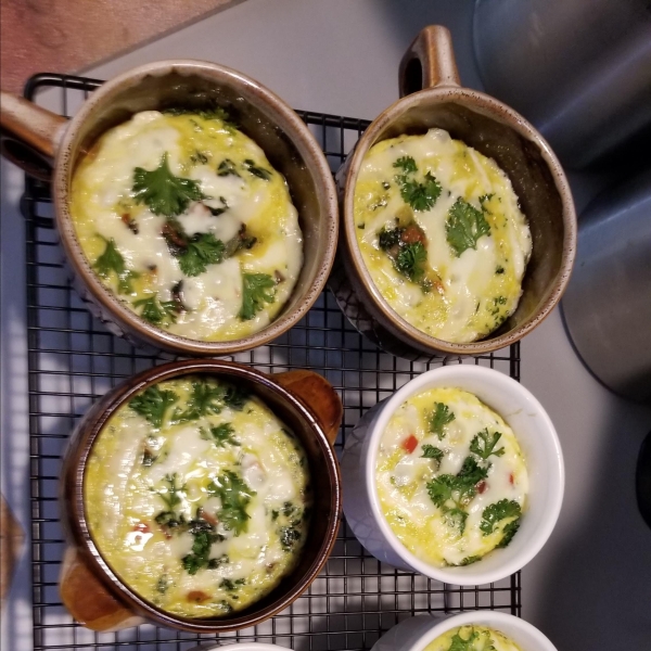 Low-Carb Bacon Spinach Egg Cups