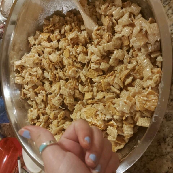 Toasty Sweet Coconutty Graham Chex Mix®