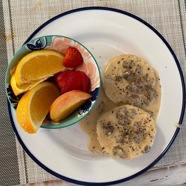 Creamy Biscuits and Gravy