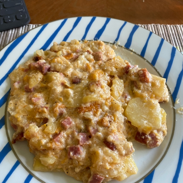 Slow Cooker Ham and Scalloped Potatoes