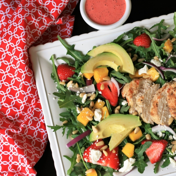 Strawberry-Mango Grilled Chicken Salad