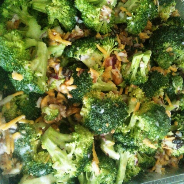 Sweet and Tangy Broccoli Salad