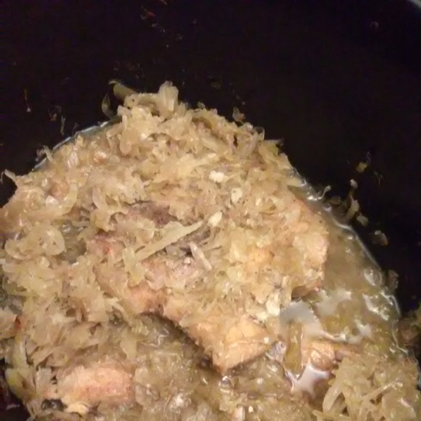 Slow Cooker Pork Chops and Sauerkraut