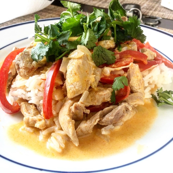 Thai Chicken Curry in Coconut Milk