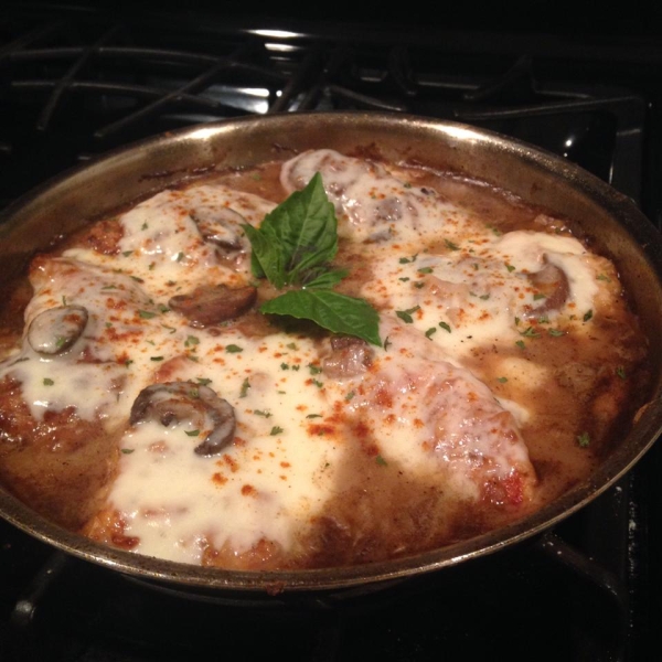 Easy Elegant Skillet Chicken Supreme