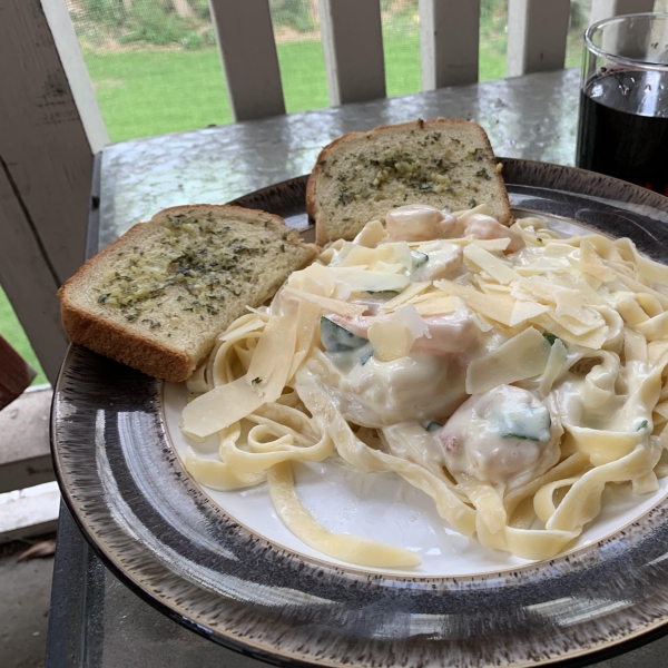 Better-Than-Olive Garden Alfredo Sauce