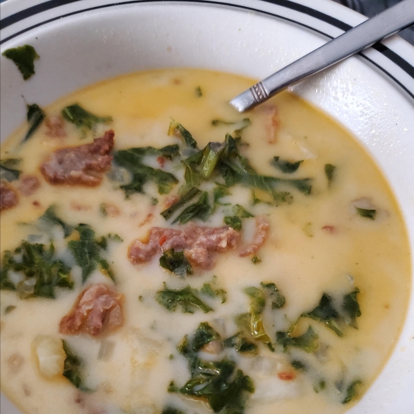 Rich Italian Sausage and Potato Soup