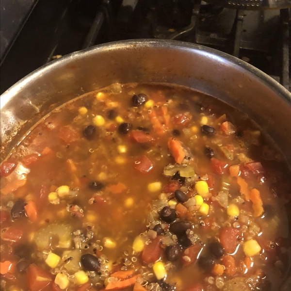 Spicy Black Bean and Quinoa Soup