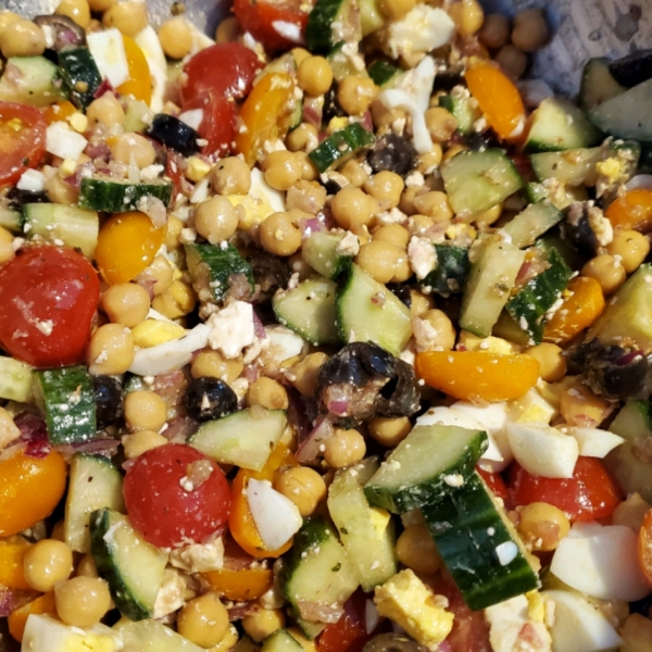 Greek Garbanzo Bean Salad