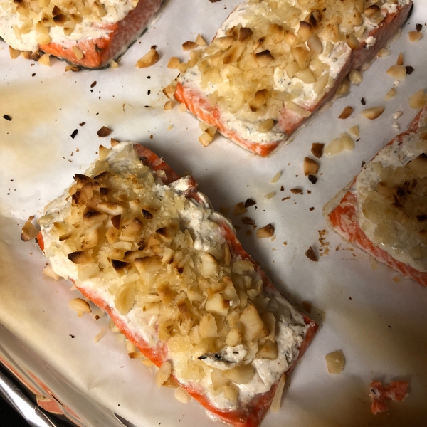 Creamy Macadamia Nut Baked Salmon