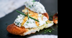 Easy Honey Herbed Goat Cheese