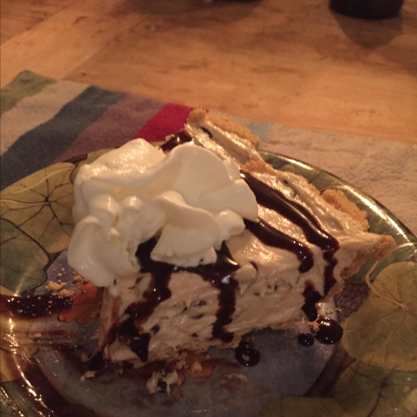 Creamy Peanut Butter Refrigerator Pie