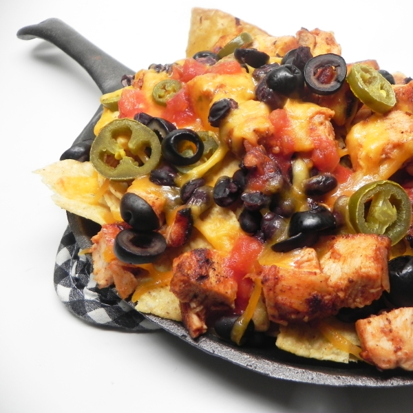 Grilled BBQ Chicken Nachos