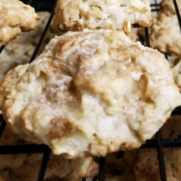 Apple Oatmeal Cookies I