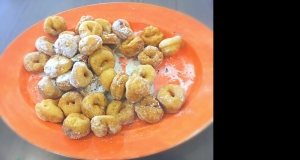 Tortelli di Carnevale (Italian Carnevale Doughnuts)
