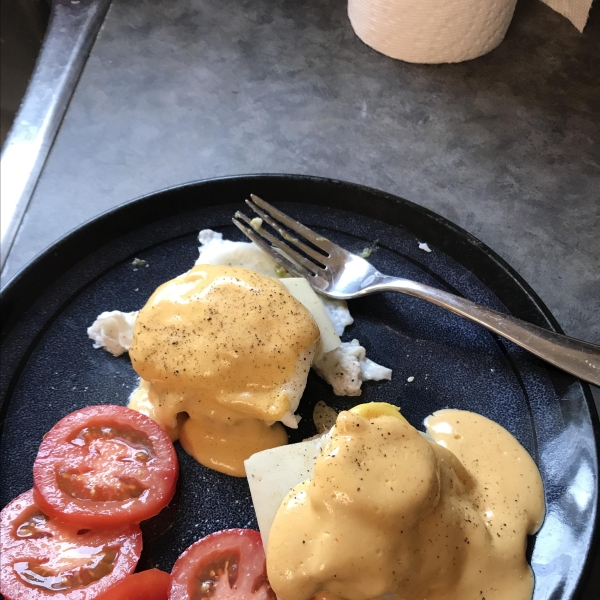 Classic Hollandaise Sauce