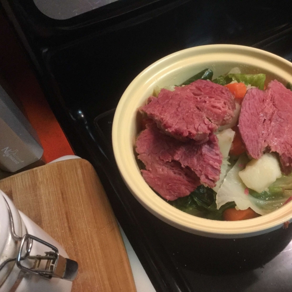 Easy Corned Beef and Cabbage