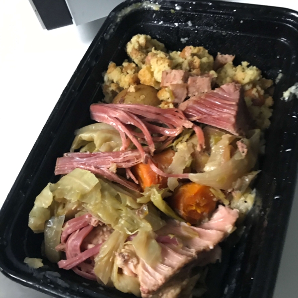 Easy Corned Beef and Cabbage