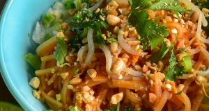 Carrie's Pad Thai Salad