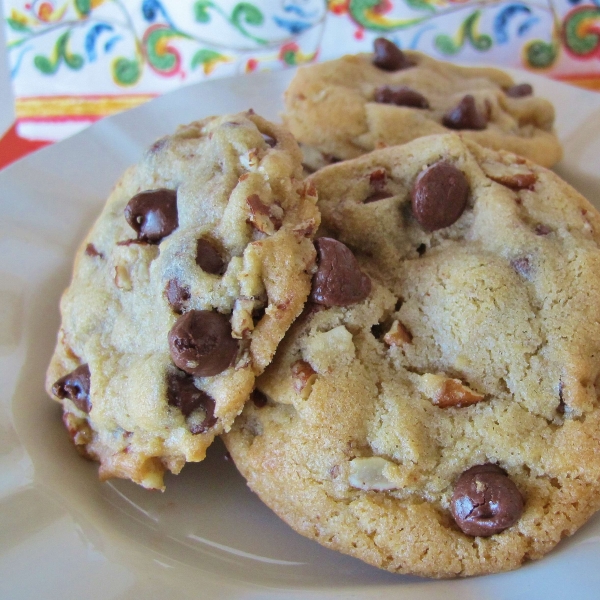 Vanilla Rich Chocolate Chip Cookies