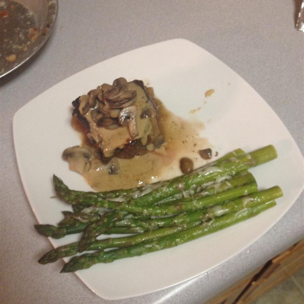 Steaks With Roquefort Sauce