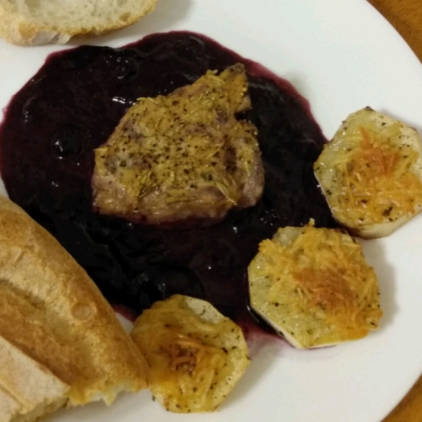 Rack of Lamb with Blueberry Sauce
