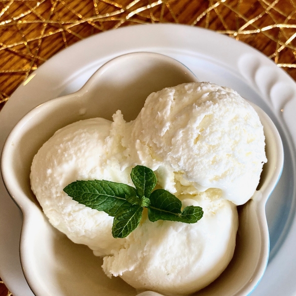 Creamy Lemonade Soft-Serve Ice Cream