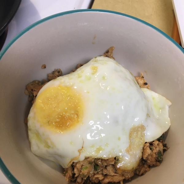 Easy and Spicy Thai Basil Chicken with Egg