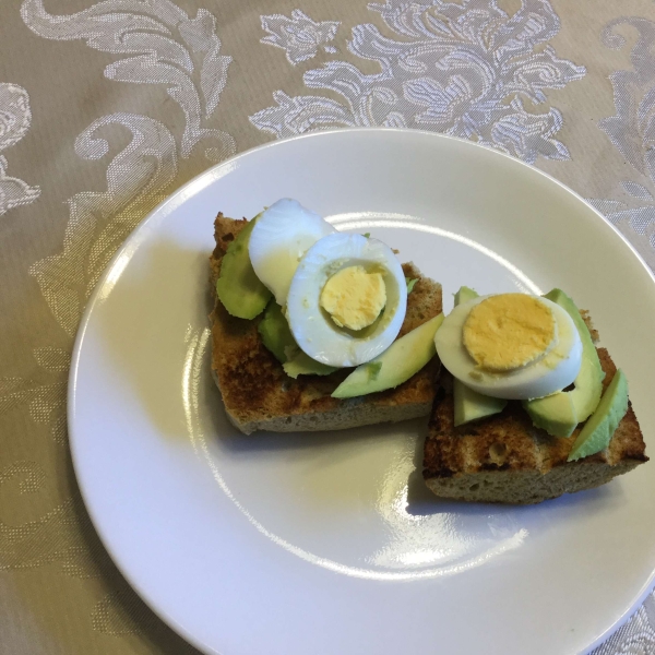 Avocado Breakfast Toast