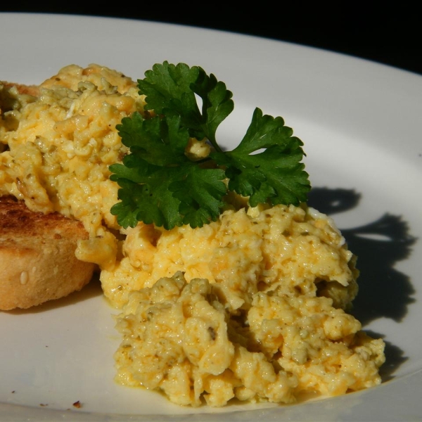 Pesto Scrambled Eggs