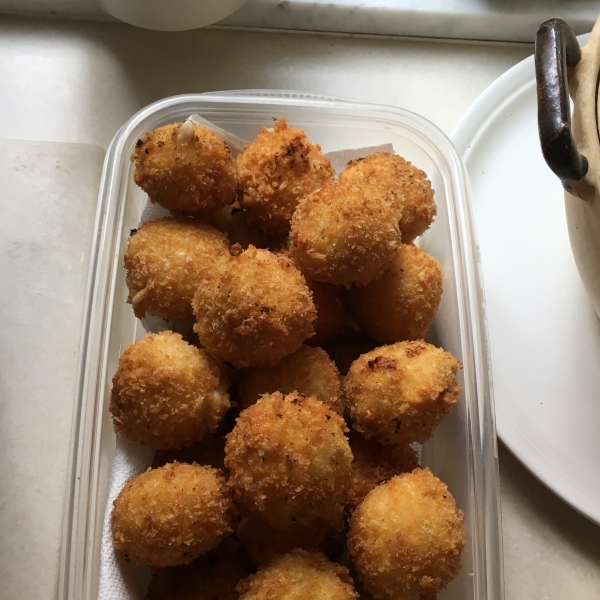 Deep-Fried Creamy Chicken Gravy