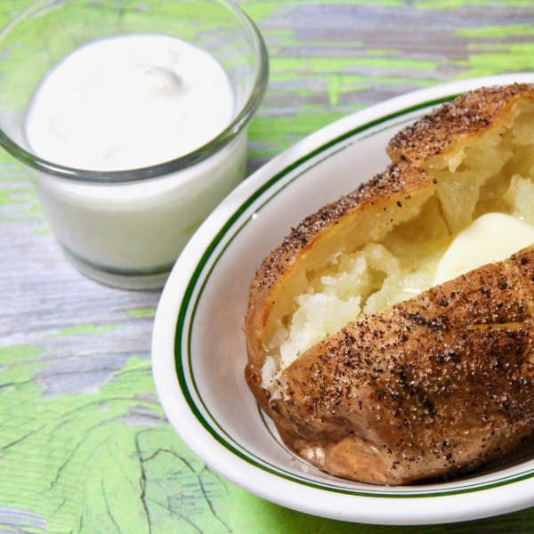 Crispy Air Fryer Baked Potatoes