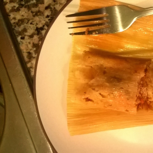 Red Chicken Tamales (Tamales Rojos de Pollo)