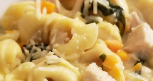 Easy and Quick Chicken Tortellini Soup