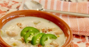 Creamy White Bean and Green Chile Soup