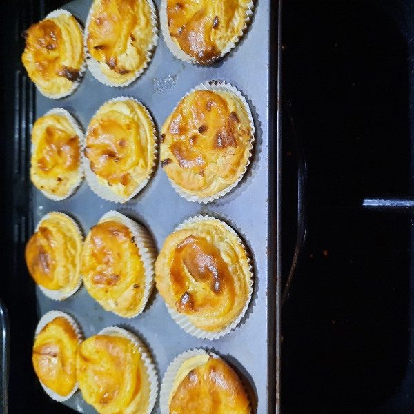 Portuguese Custard Tarts - Pasteis de Nata