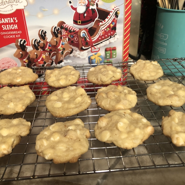 White Chocolate Macadamia Nut Cookies IV