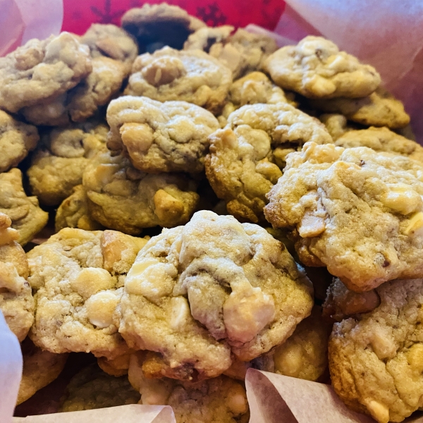 White Chocolate Macadamia Nut Cookies IV