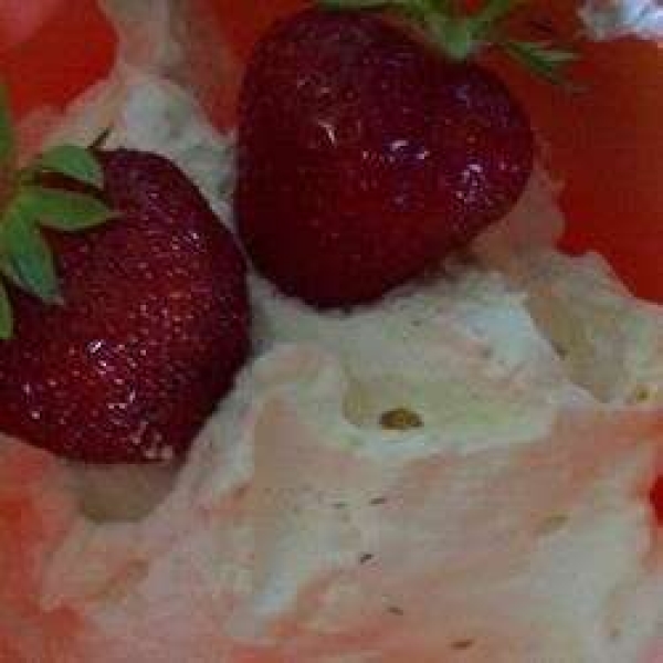 Creamy Vanilla Fruit Dip