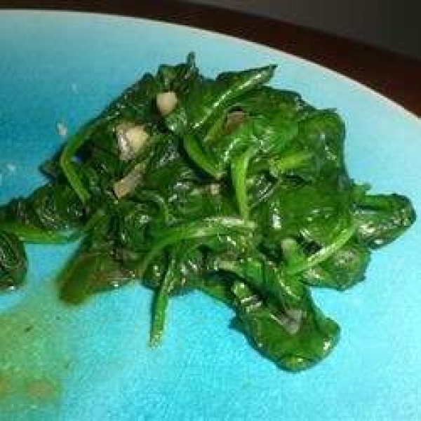 Fast and Easy Spinach with Shallots