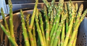 Simply Steamed Asparagus