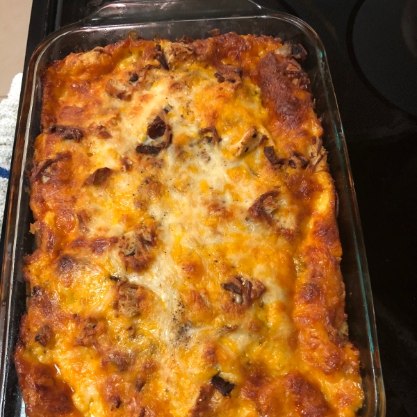 Cheesy Bacon and Egg Brunch Casserole