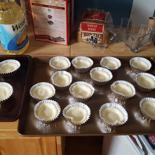 Mini Cherry Cheesecakes