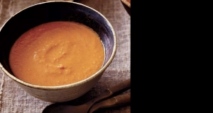 Slow Cooker Creamy Tomato Soup