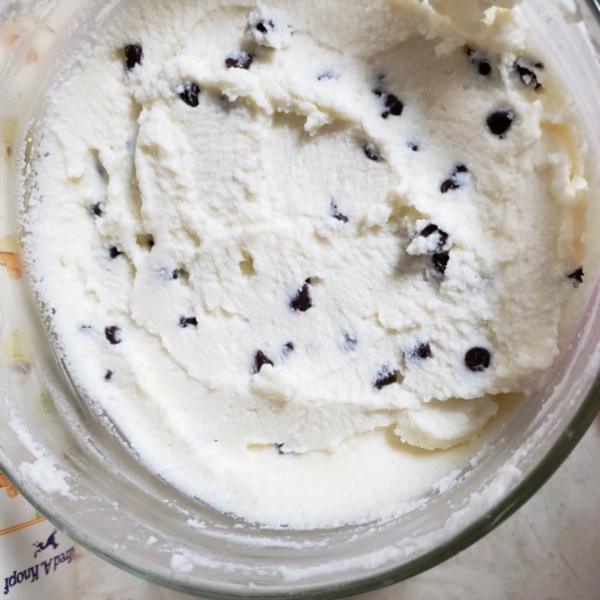 Easy Cannoli Dip