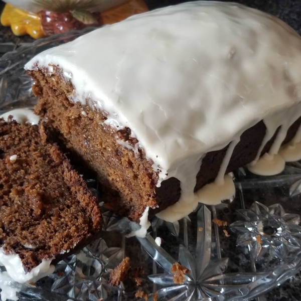 Banana Gingerbread with Vanilla Glaze